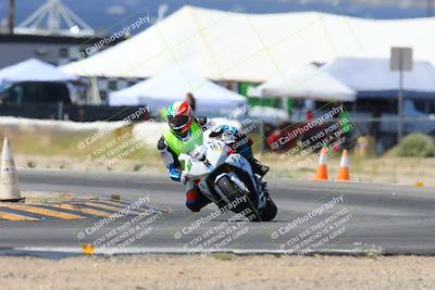 media/Apr-13-2024-SoCal Trackdays (Sat) [[f1617382bd]]/7-Turn 2 (1125am)/